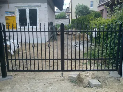 Usługi Spawalnicze: bramy, balustrady, ogrodzenia, konstrukcje stalowe